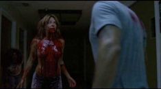 Голая Лиза Артуро в фильме «Пожираемые заживо» фото #10