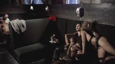 Голая Лиза Артуро в фильме «Последняя гонка» фото #8