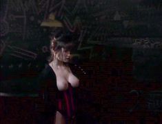 Голая Лиза Бойл в фильме «Полуночный стриптиз» фото #13