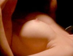 Голая Лиза Комшоу в фильме «Роковая страсть» фото #1