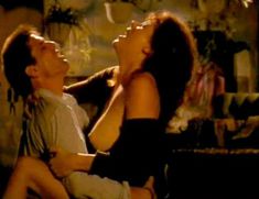 Голая Лиза Комшоу в фильме «Роковая страсть» фото #22