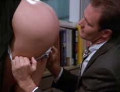 Голая Лиза Комшоу в фильме «Трамвай Желание» фото #2