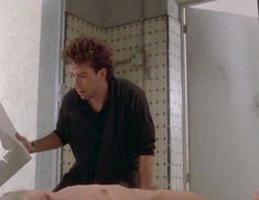 Голая Лиза Ниеми в фильме «Танец смерти» фото #8