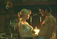 Голая Лизетт Энтони в фильме «Спасите! Умоляю!» фото #13