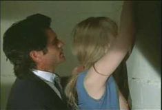 Голая Лизетт Энтони в фильме «Спасите! Умоляю!» фото #18