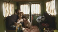 Голая Лиззи Брошере в фильме «Перевод с американского» фото #10