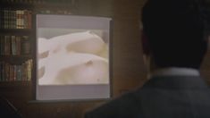 Голая Лиззи Каплан в сериале «Мастера секса» фото #30