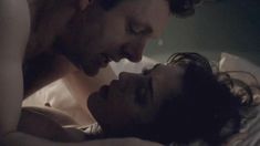 Голая Лиззи Каплан в сериале «Мастера секса» фото #36