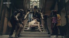 Голая Лила Сале в сериале «Ксанаду» фото #1