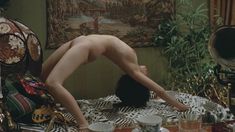 Голая Лина Ромай в фильме «Детка в Роллс-Ройсе» фото #39