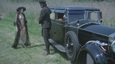 Голая Лина Ромай в фильме «Детка в Роллс-Ройсе» фото #85