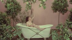 Голая Лина Ромай в фильме «Детка в Роллс-Ройсе» фото #90