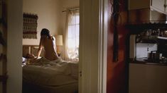 Голая Лина Эско в сериале «С чистого листа» фото #2