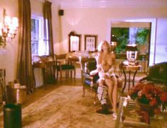 Красавица Линда Хоффман снялась голой в фильме «Джейн-стрит» фото #16