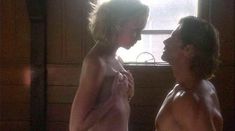 Голая Линдсэй Максвелл в фильме «Генетическая особь» фото #3