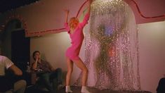 Голая Линни Куигли в фильме «Голливудские шлюхи с бензопилами» фото #1