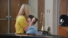 Голая Линни Куигли в фильме «День окончания школы» фото #4