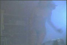 Голая Лия Уильямс в фильме «Снайперы» фото #2