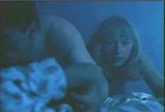 Голая Лия Уильямс в фильме «Снайперы» фото #3