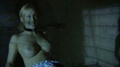 Голая Лола Дэвидсон в фильме «Сторож» фото #1