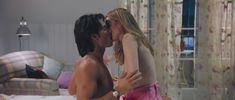 Голая Лора Линни в фильме «Реальная любовь» фото #1