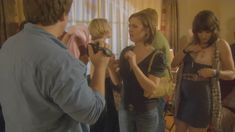 Голая Лорен Уолш в фильме «18-летняя девственница» фото #2