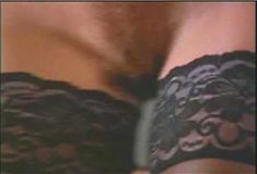 Голая Лорен Хэйс в сериале «Эротические признания» фото #3