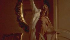 Голая Лори Сингер в фильме «Мрачный закат» фото #8