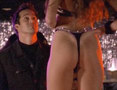 Голая Лорисса МакКомас в фильме «Железные люди» фото #7