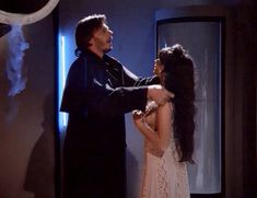 Голая Лорисса МакКомас в фильме «Киберзона» фото #4