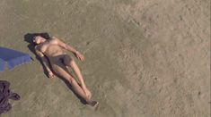 Голая Луиза Раньери в фильме «Эрос» фото #1