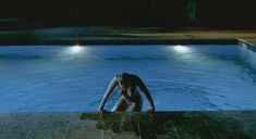 Голая Людивин Санье в фильме «Бассейн» фото #26