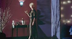 Мадонна засветила грудь в фильме «Дик Трэйси» фото #2