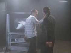 Голая Мадонна в фильме «Опасная игра» фото #3