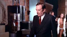 Голая грудь Мализы Лонго в фильме Ricco the Mean Machine фото #17