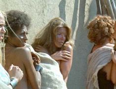 Голая Маргарет Марков в фильме «Арена» фото #14