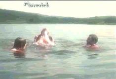 Голая грудь Марго Киддер в фильме «Уилли и Фил» фото #4