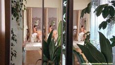 Голая Марго Хемингуэй в фильме «Губная помада» фото #9