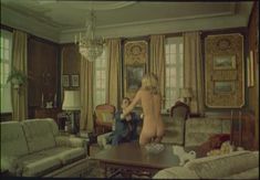 Голая Мари Форса в фильме «Флосси» фото #24