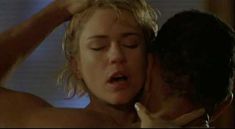 Полностью голая Мари-Жозе Кроз в фильме «Ордо» фото #8