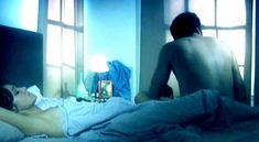 Голый сосок Мариан Сапико в фильме «Потерянная граница» фото #1