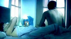 Голый сосок Мариан Сапико в фильме «Потерянная граница» фото #3