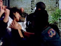 Голая Марина Сиртис в фильме «Жажда смерти 3» фото #3