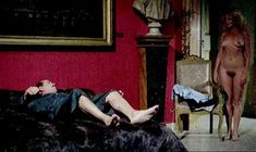 Голая Марина Хедман в фильме «Куколка» фото #13