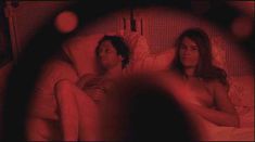 Голая грудь Марины Хэндс в фильме «Скафандр и бабочка» фото #2