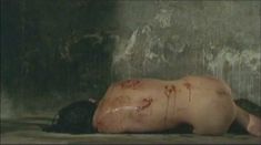 Голая Марион Котийяр в фильме «Неистовые» фото #14