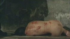 Голая Марион Котийяр в фильме «Неистовые» фото #15