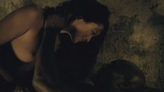 Голая Мариса Рамирес в сериале «Спартак. Боги арены» фото #4