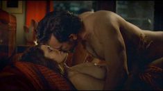 Голая Мариса Томей в фильме «Фактотум» фото #2