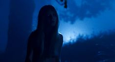 Голая Марисса Инграши в фильме «Охота на кабана» фото #1